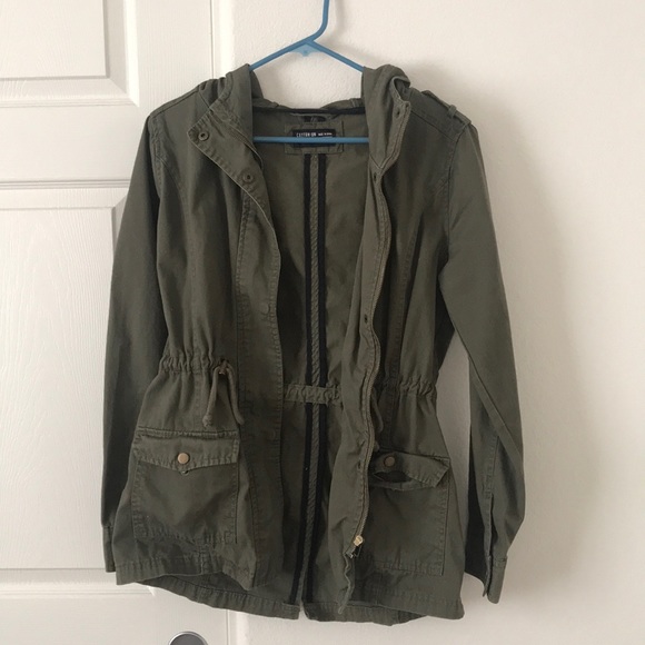 Cotton on outerwear - Picture 1 of 3
